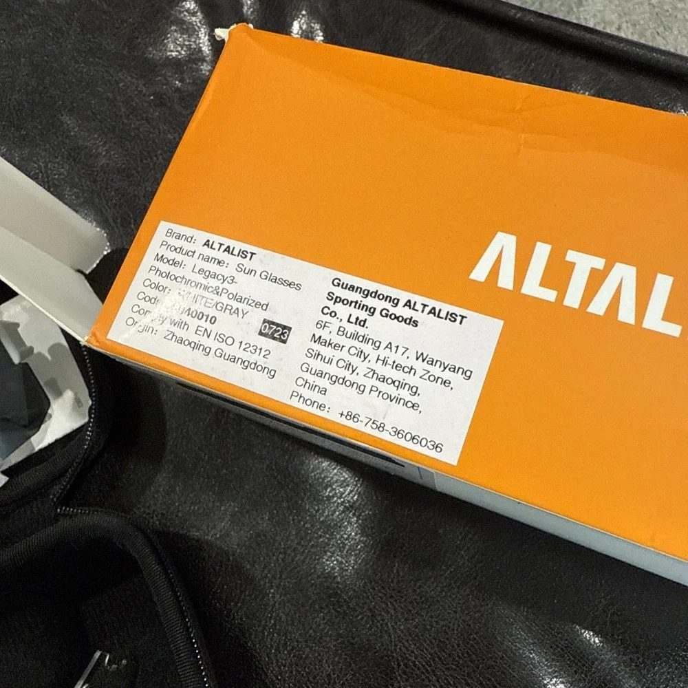 Altalist Legacy3-photochromic And Polorized White‎ Gray Sun Glasses 8040010